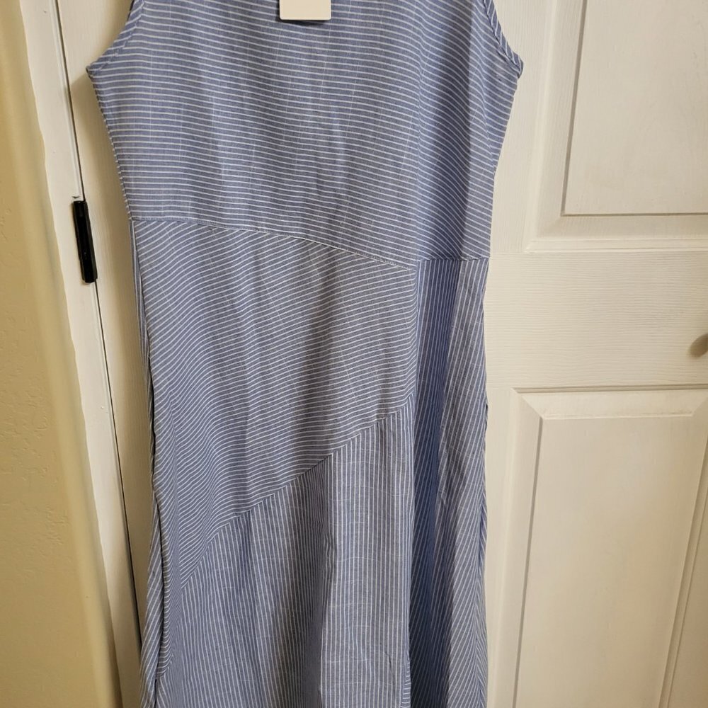 Floral Blooming Light Blue Stripe Pocket Sleeveless Midi Dress Size: Medium NWT - Picture 6 of 8